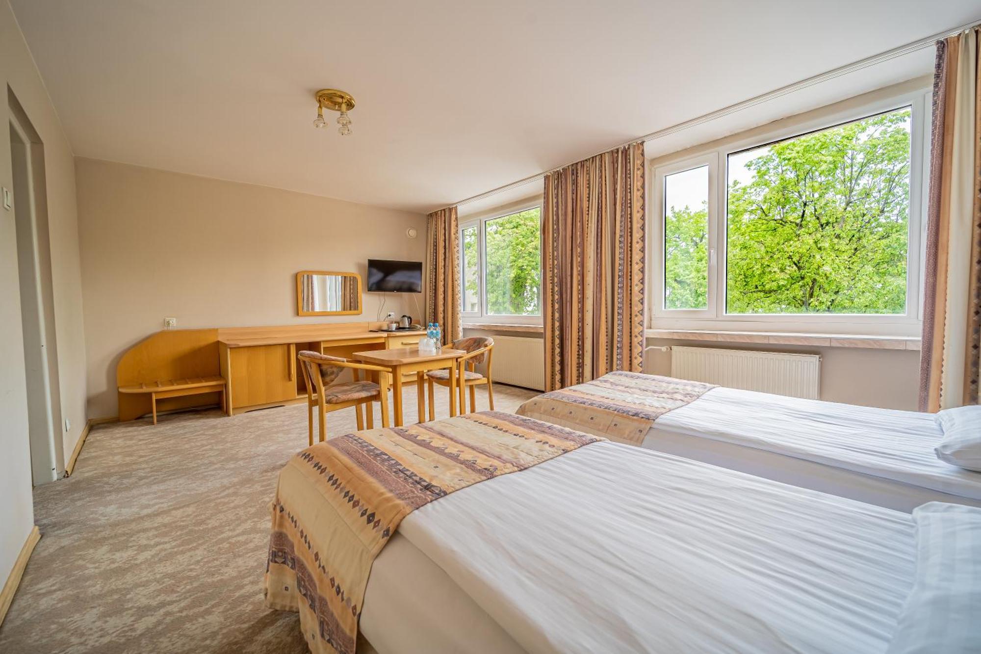 Hotel Mazowiecki Lodz Εξωτερικό φωτογραφία