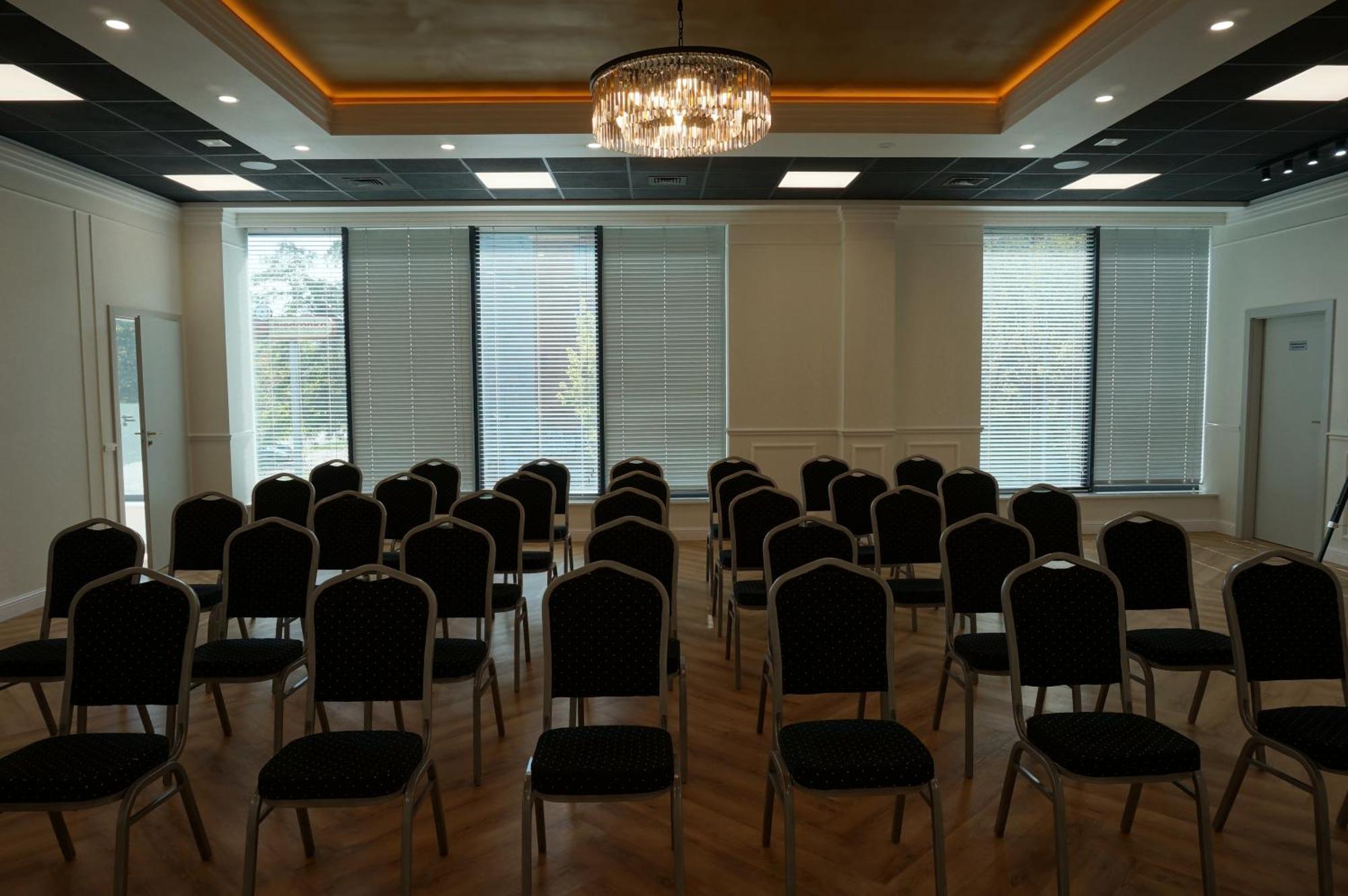 Hotel Mazowiecki Lodz Εξωτερικό φωτογραφία