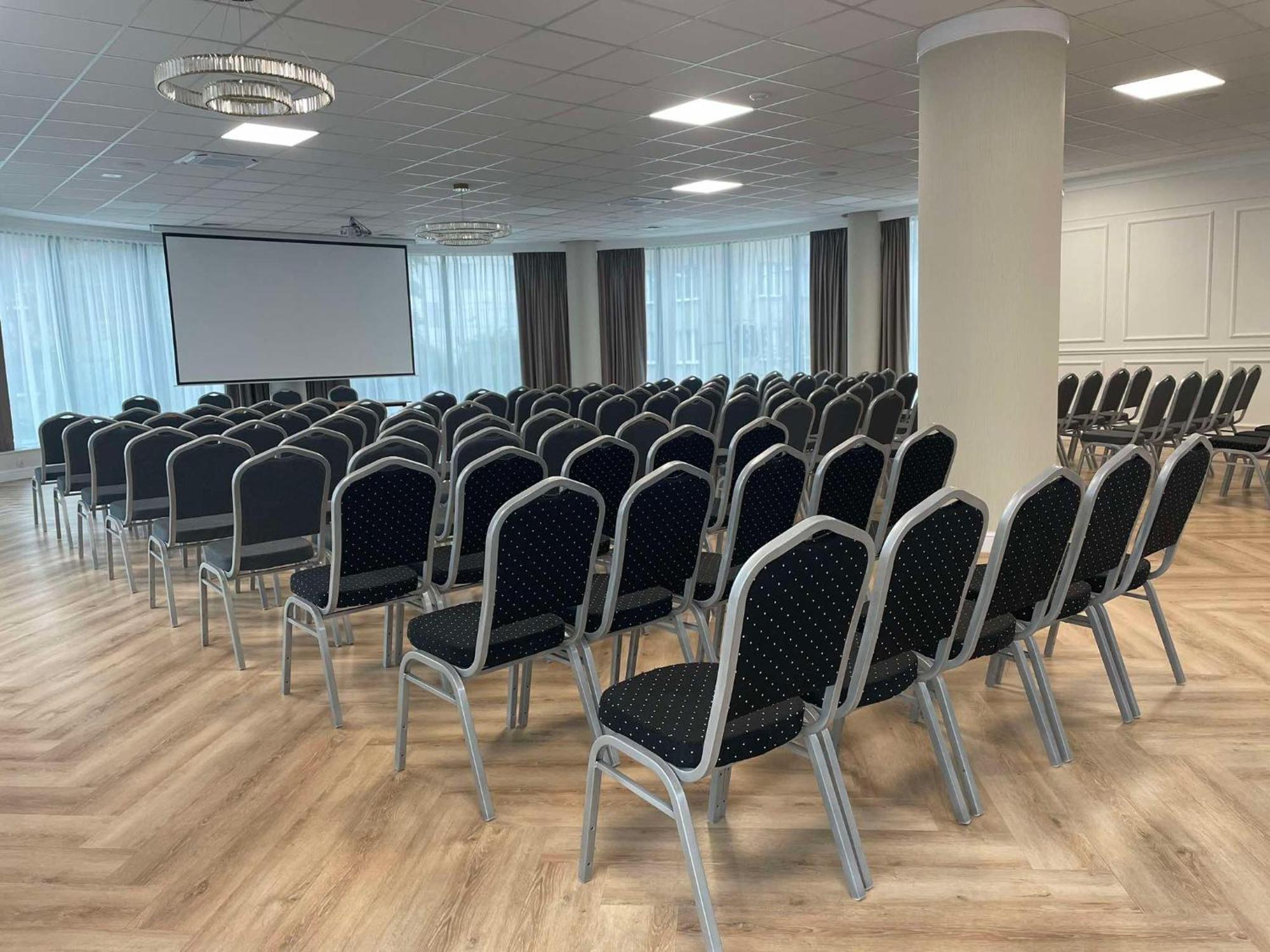 Hotel Mazowiecki Lodz Εξωτερικό φωτογραφία