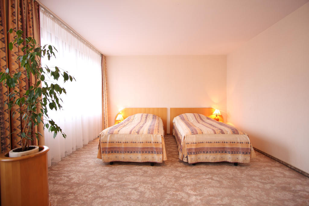 Hotel Mazowiecki Lodz Εξωτερικό φωτογραφία